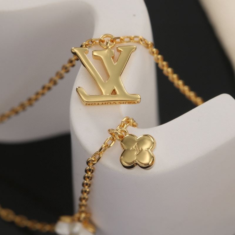 Louis Vuitton Necklaces